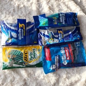 🔵🆕️🔵Men's Razors Bundle 🪒